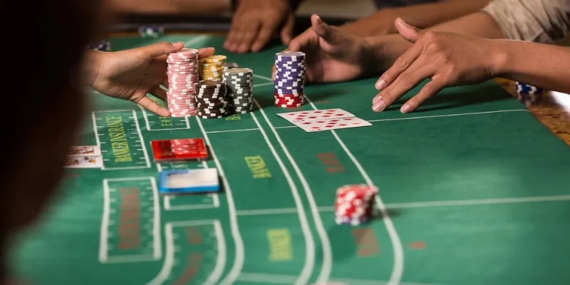 Các loại cược phổ biến và cách đặt cược trong Baccarat